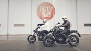 XSR700