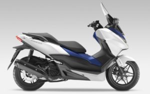 フォルツァ125
